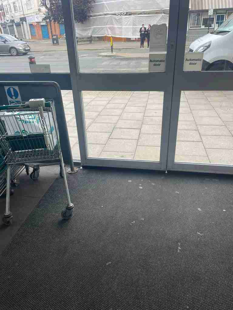 Emergency Glazier